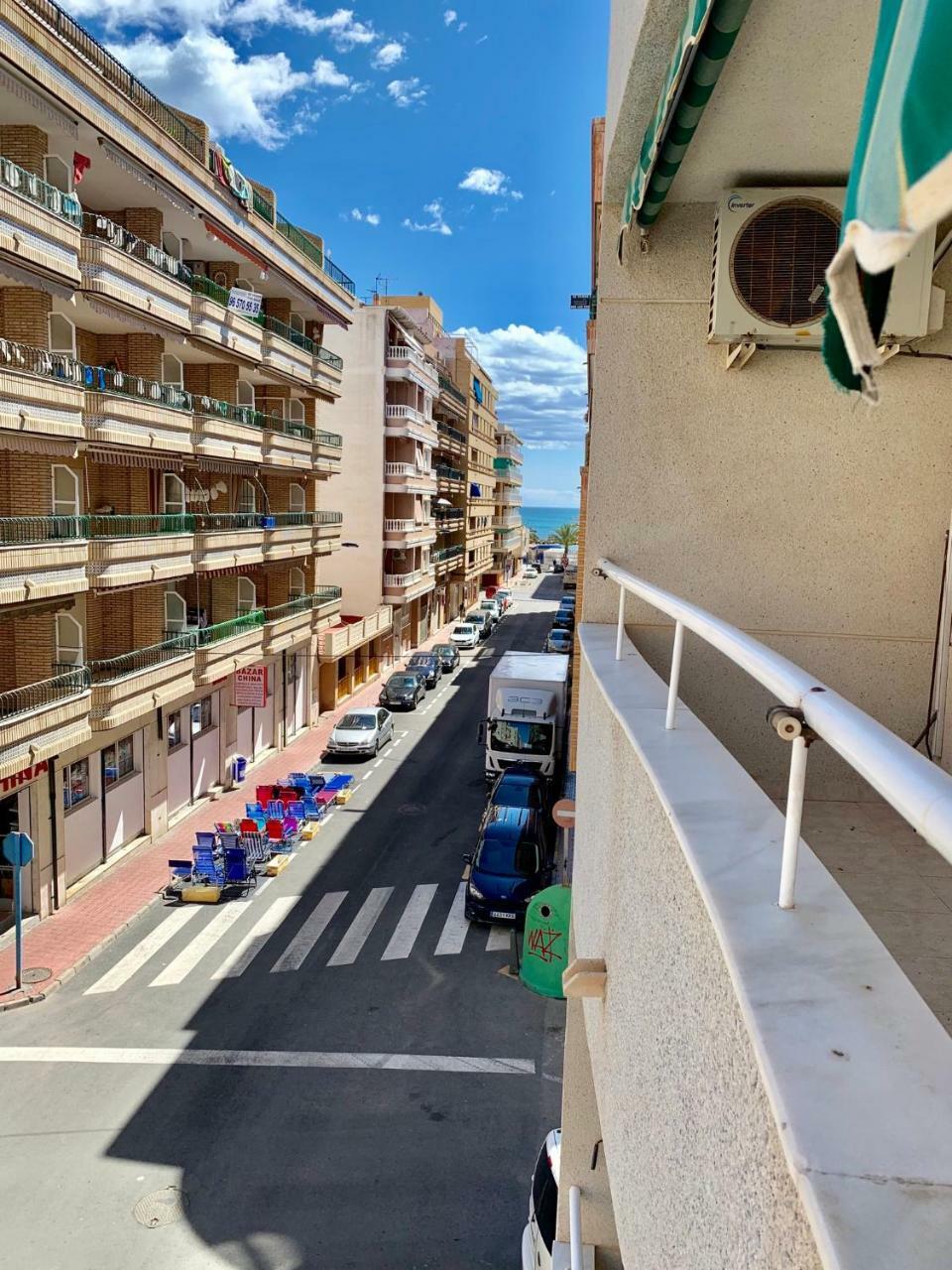 Апартаменти Apartamento Playa Del Cura Торрев'єха Екстер'єр фото