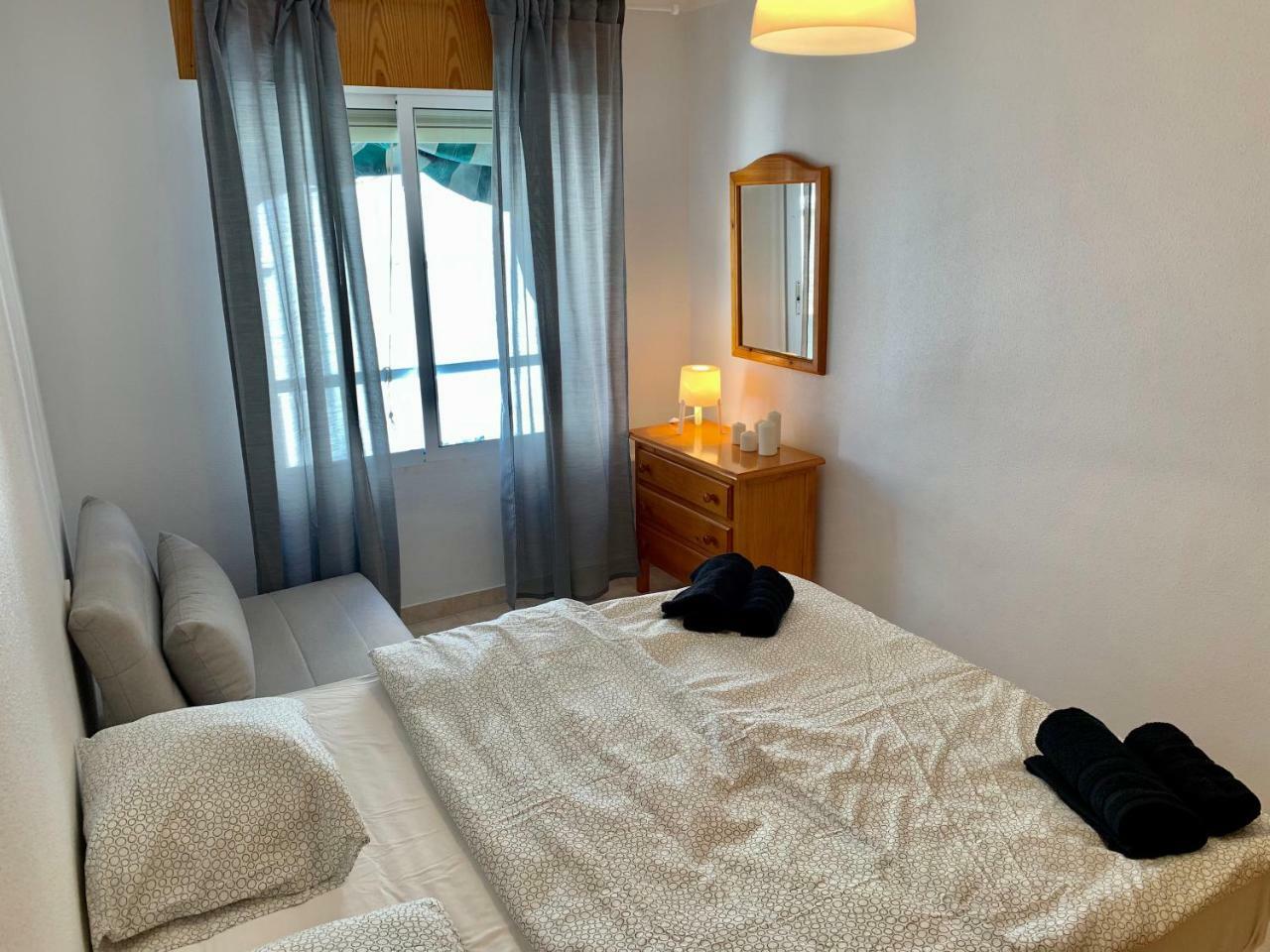 Апартаменти Apartamento Playa Del Cura Торрев'єха Екстер'єр фото