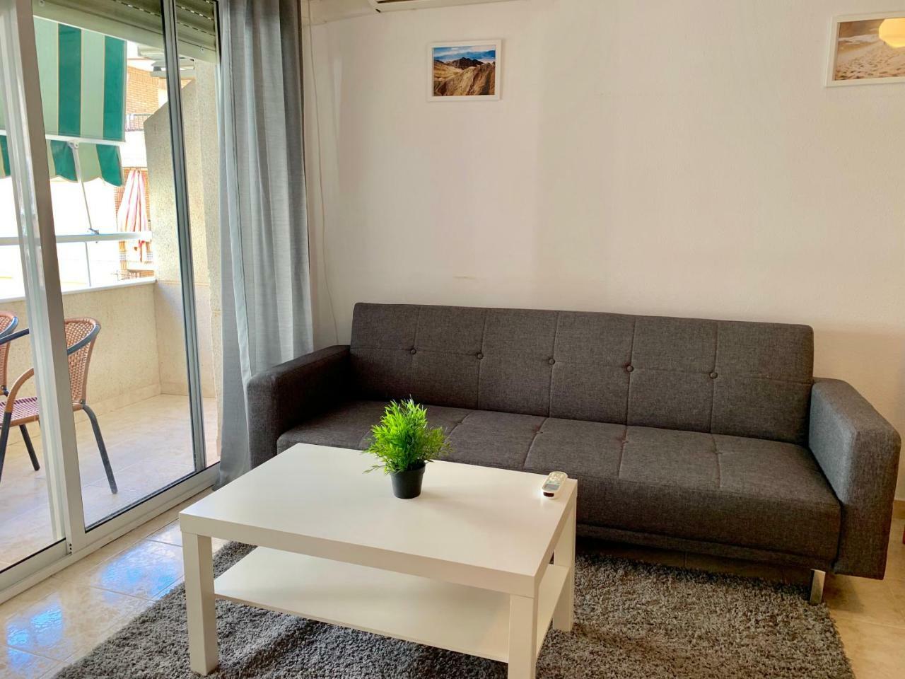 Апартаменти Apartamento Playa Del Cura Торрев'єха Екстер'єр фото